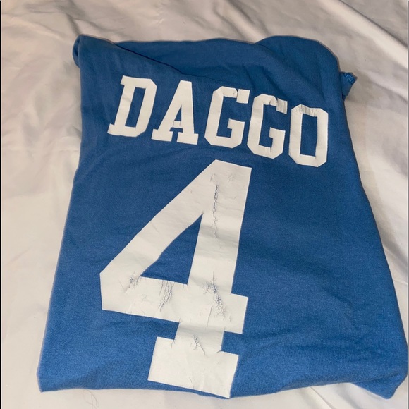 Oversized Tee - Picture 2 of 4